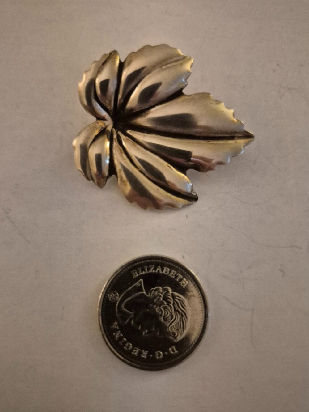 Vintage Jewelart Sterling Silver Maple Leaf Brooch Pin 5.12g